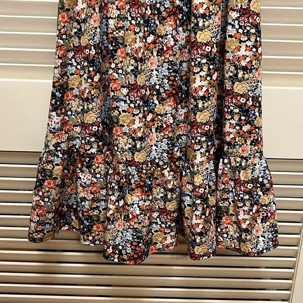 SHEIN Dress in Floral Print, Size XSmall, EUC - Picture 7 of 16